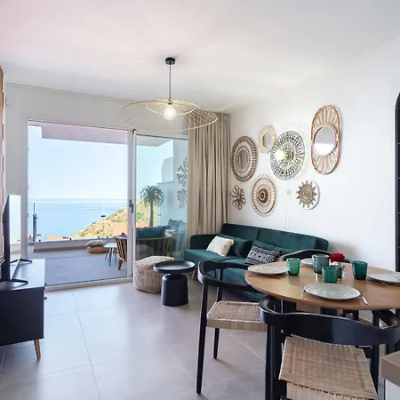 Vista - Bayview Hills Luxury With Free Padel & Apartment *