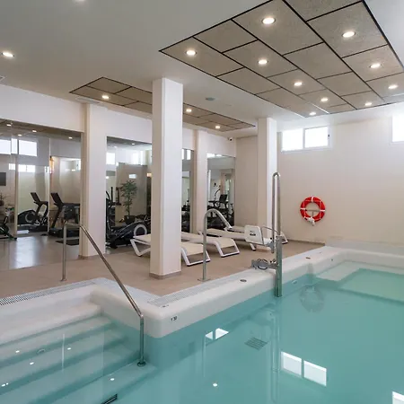 Vista - Bayview Hills Luxury With Free Padel & Apartment