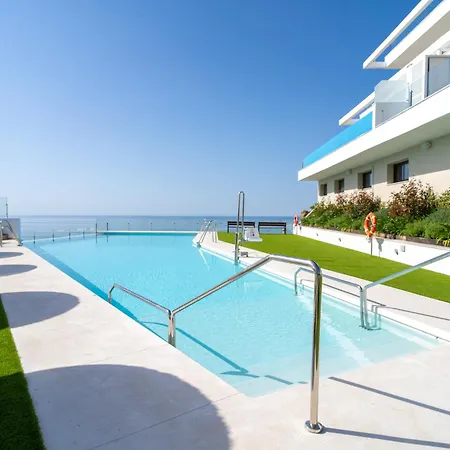 Vista - Bayview Hills Luxury With Free Padel & Apartment